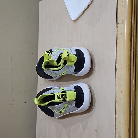 Slip on sneakers - Picture 3 of 3